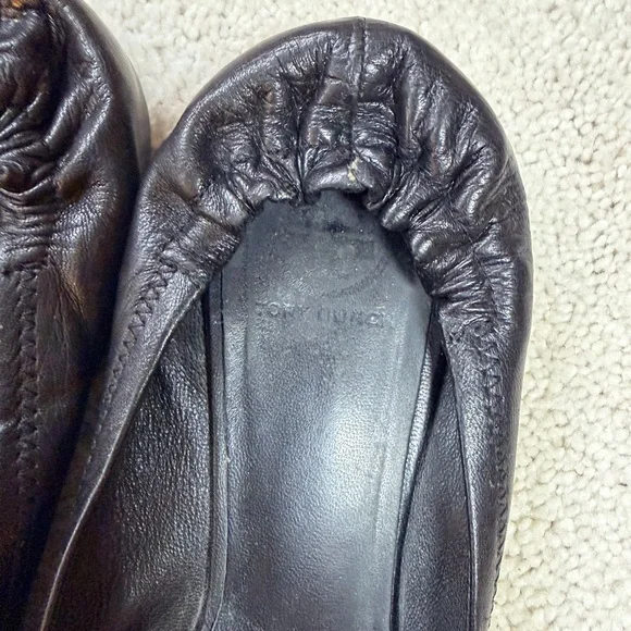 Tory Burch Black Flats with Gold Emblem - Picture 6 of 11